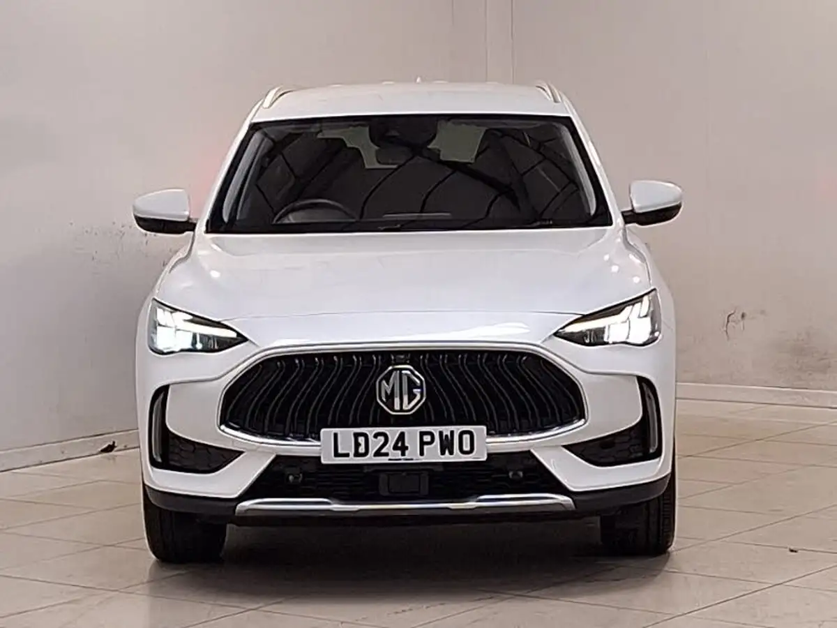 2024-mg-hs-15t-gdi-trophy-162ps-1490cc-dct-big-11