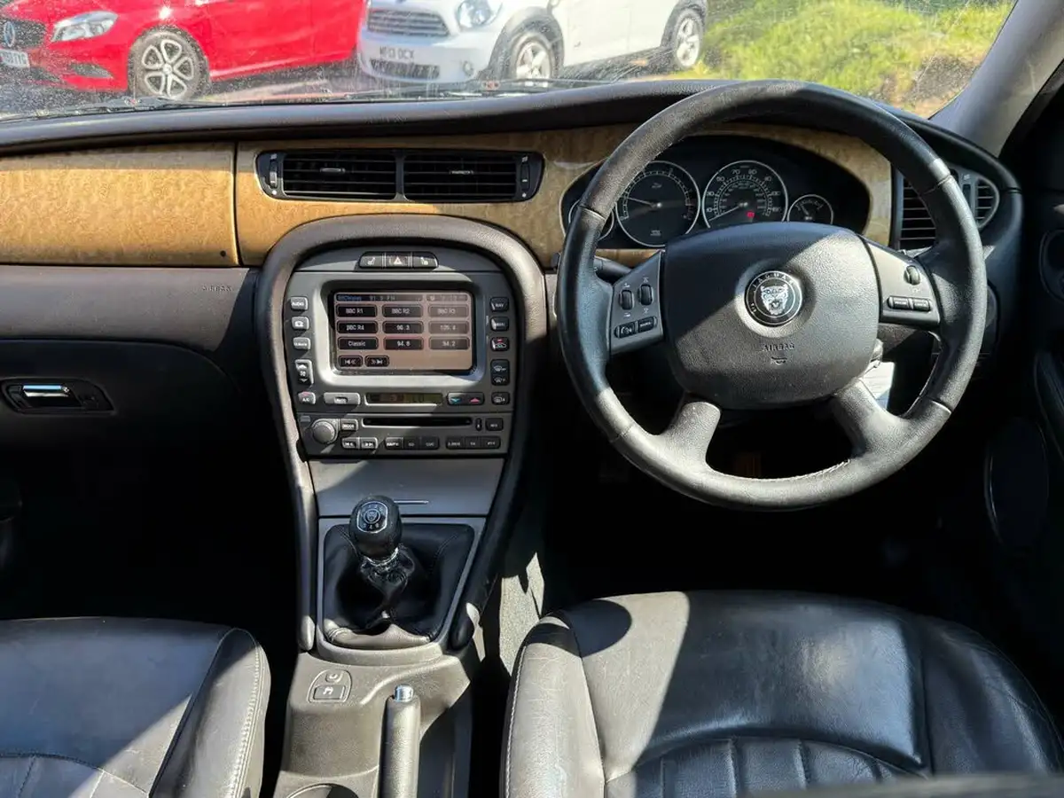 2007-jaguar-x-type-22td-se-saloon-4d-big-37