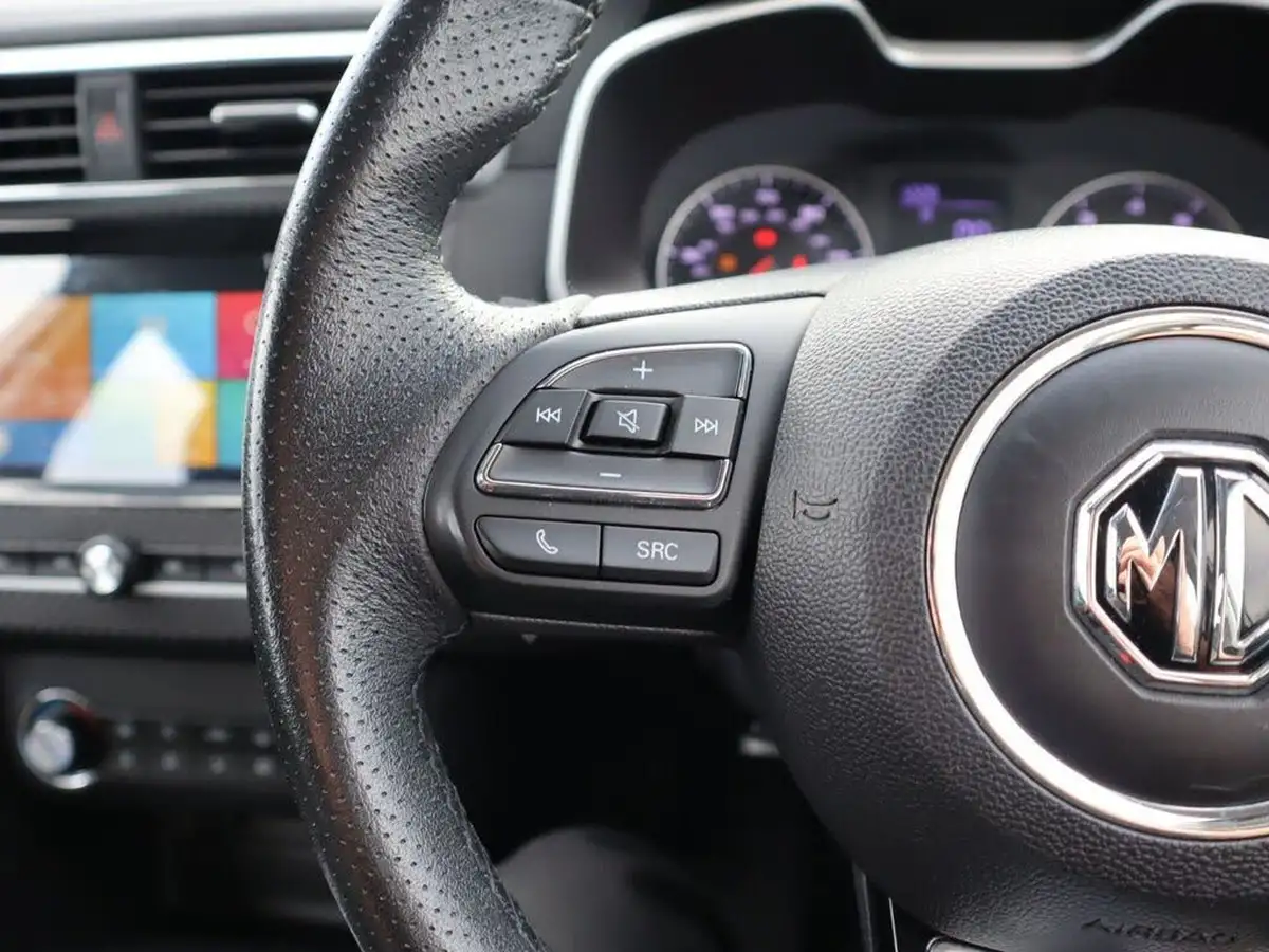 2019-mg-zs-suv-15-vti-tech-excite-106ps-big-27