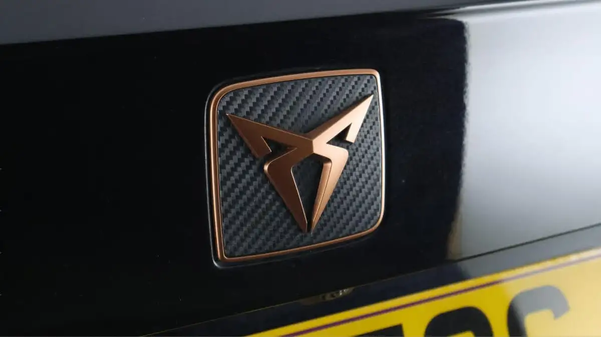 2022-cupra-ateca-20-tsi-vz3-big-31