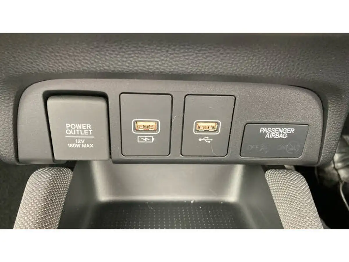 2021-honda-jazz-15-i-mmd-crosstar-ex-109ps-two-tone-big-30