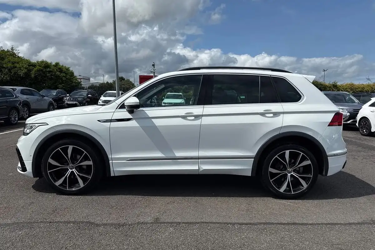 2021-volkswagen-tiguan-15-tsi-r-line-big-30