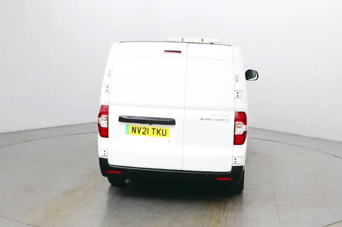 2021-maxus-e-deliver-3-e-l1h1-35kwh-big-5