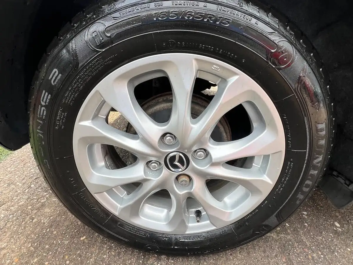 2016-mazda-mazda2-15-se-l-nav-big-54