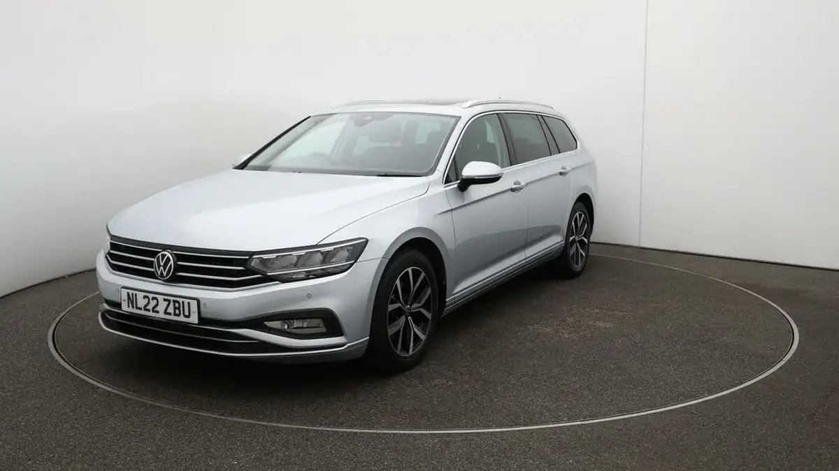 2022-volkswagen-passat-15-tsi-sel-estate-5d-dsg-big-37