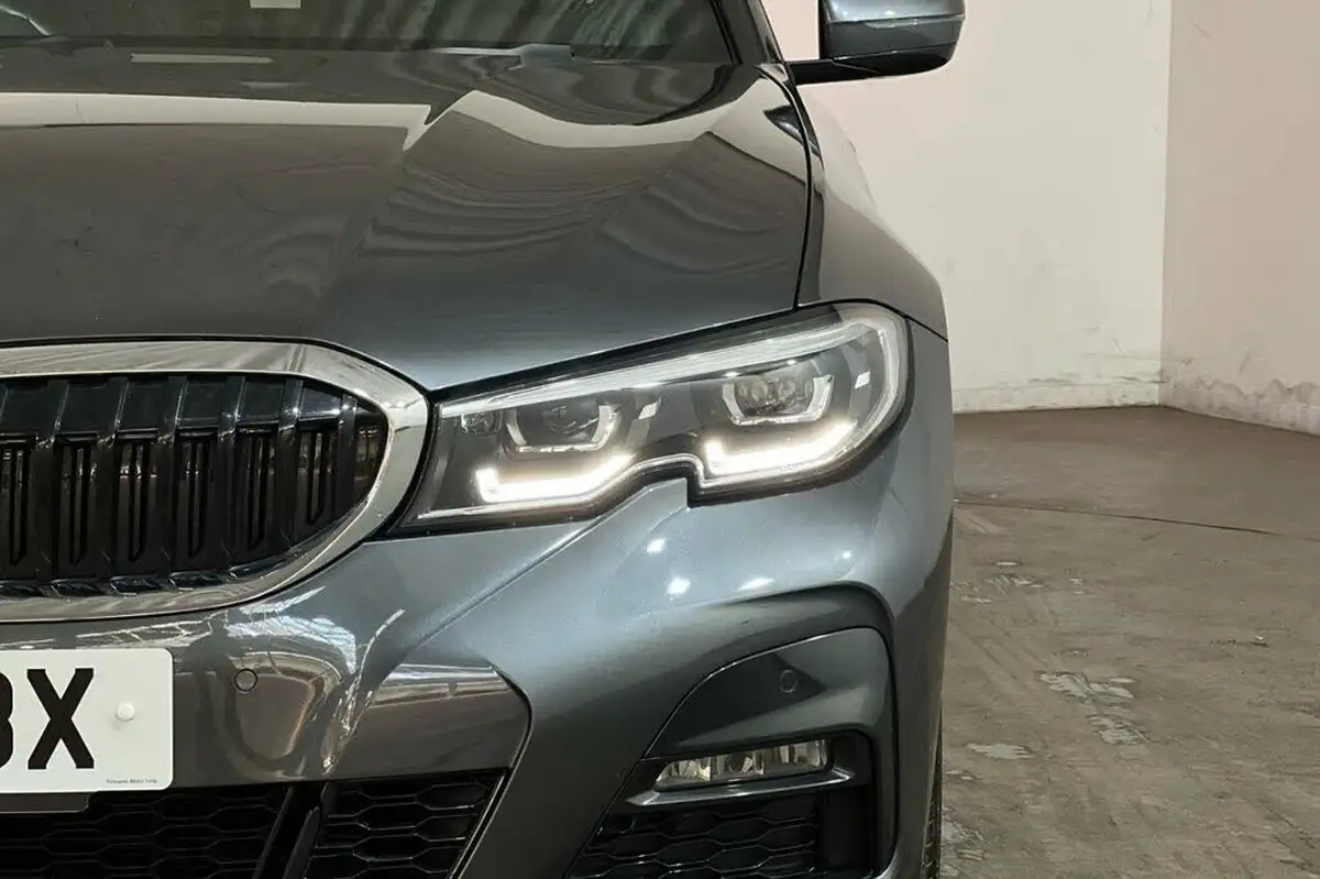 2021-bmw-3-series-20-330i-m-sport-saloon-4d-big-12