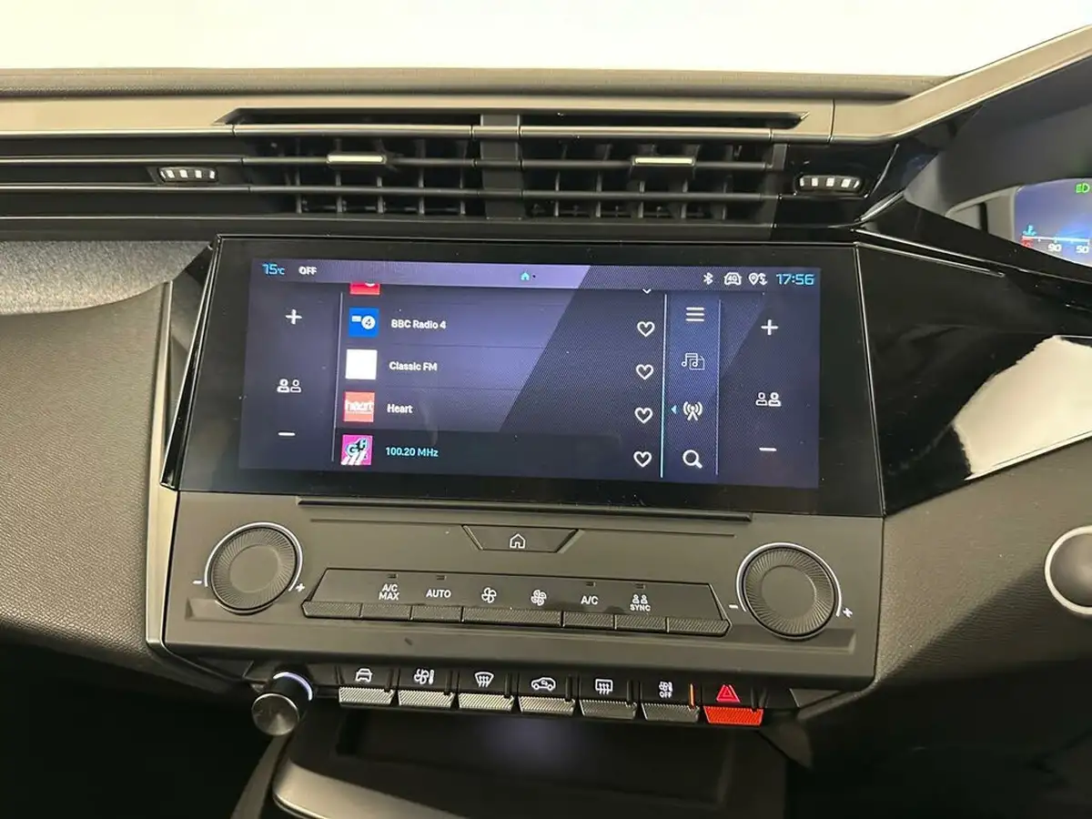 2023-peugeot-308-12-puretech-active-premium-130ps-big-31