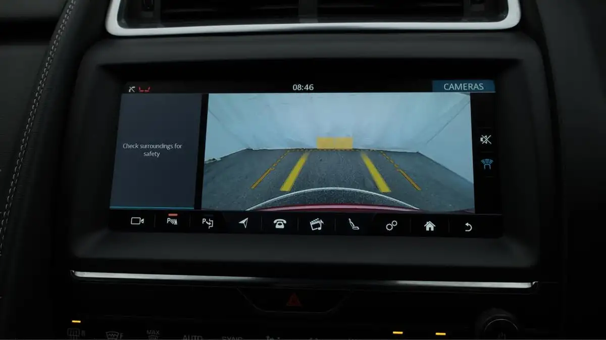 2018-jaguar-e-pace-20-i4d-r-dynamic-se-180ps-ss-big-26