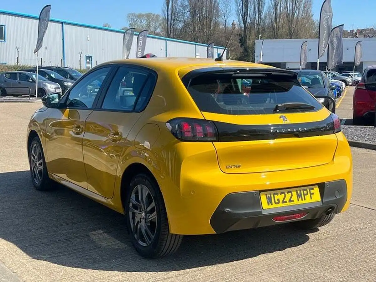 2022-peugeot-208-12-puretech-active-premium-100bhp-big-4