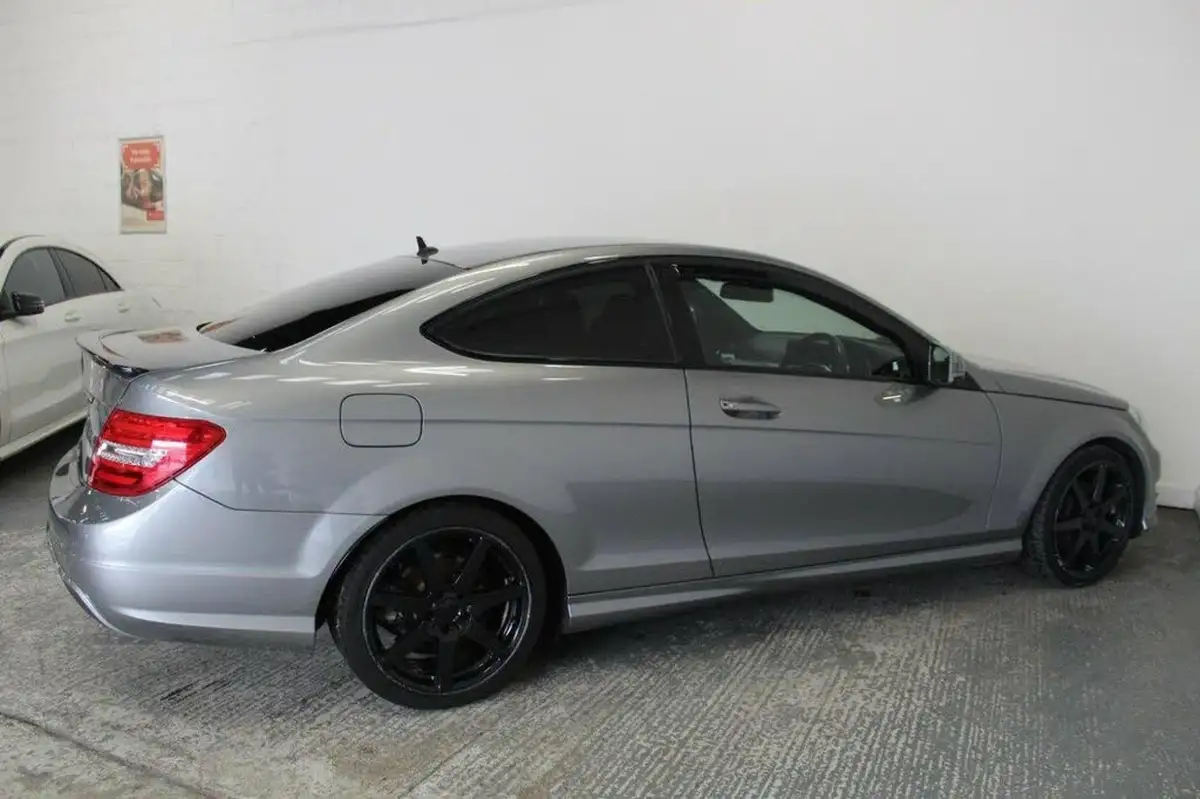 2012-mercedes-benz-c-class-21td-c220-cdi-amg-sport-168bhp-cdi-coupe-2d-7g-tronic-plus-big-7