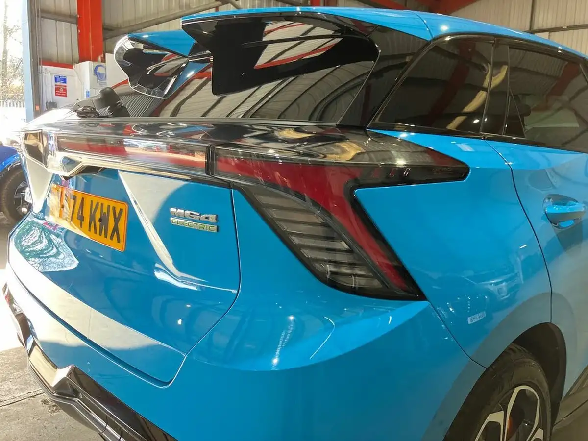 2024-mg-mg4-e-xpower-ev-big-22