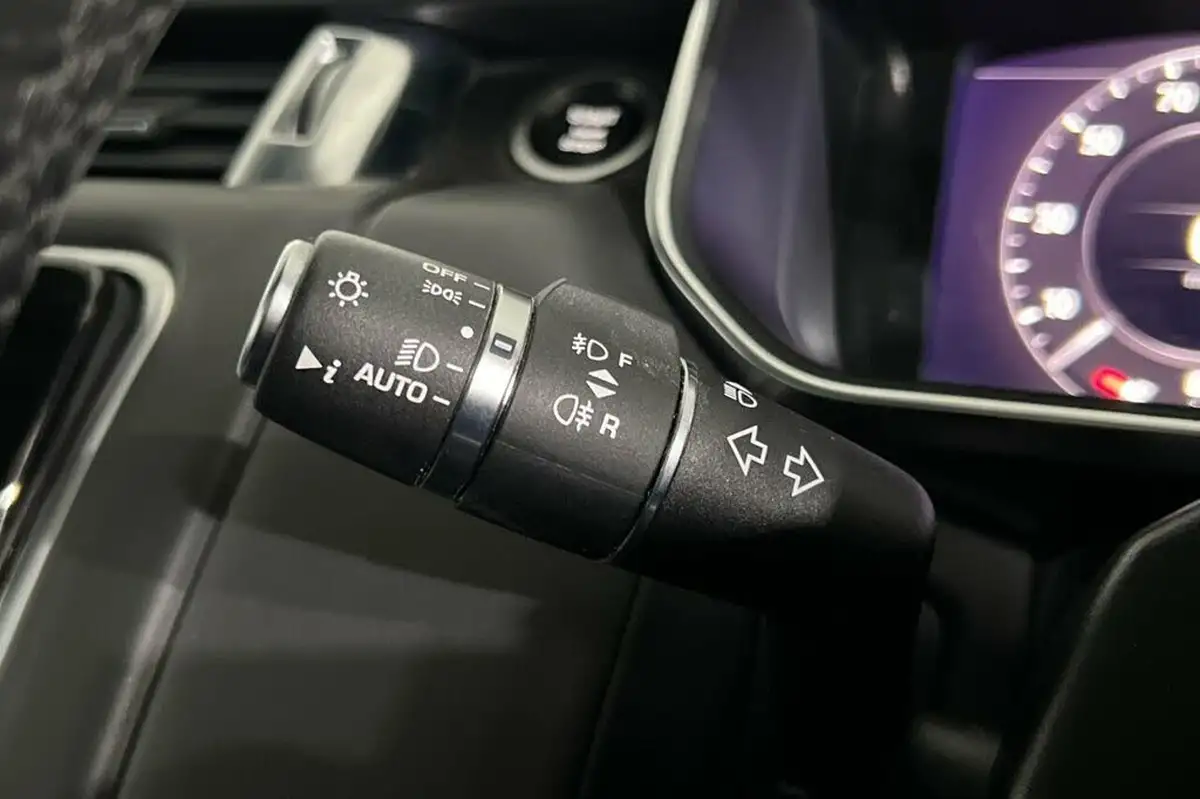 2020-land-rover-range-rover-sport-20-p400e-hse-dynamic-big-23