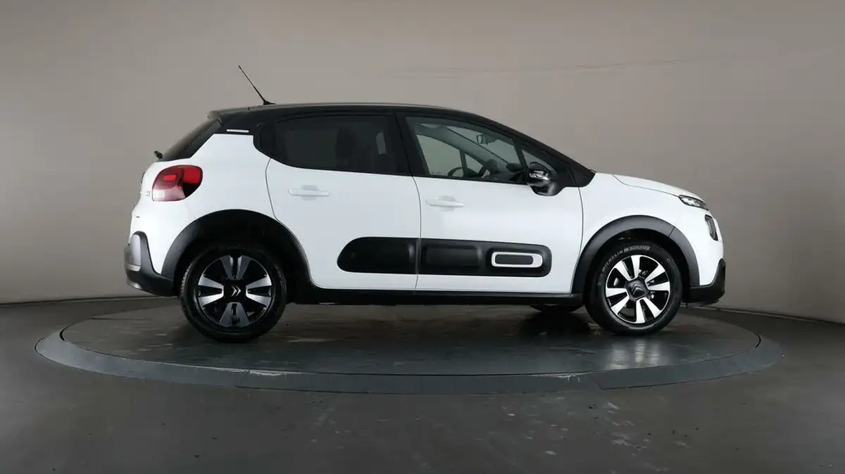 2024-citroen-c3-12-puretech-plus-83ps-big-52