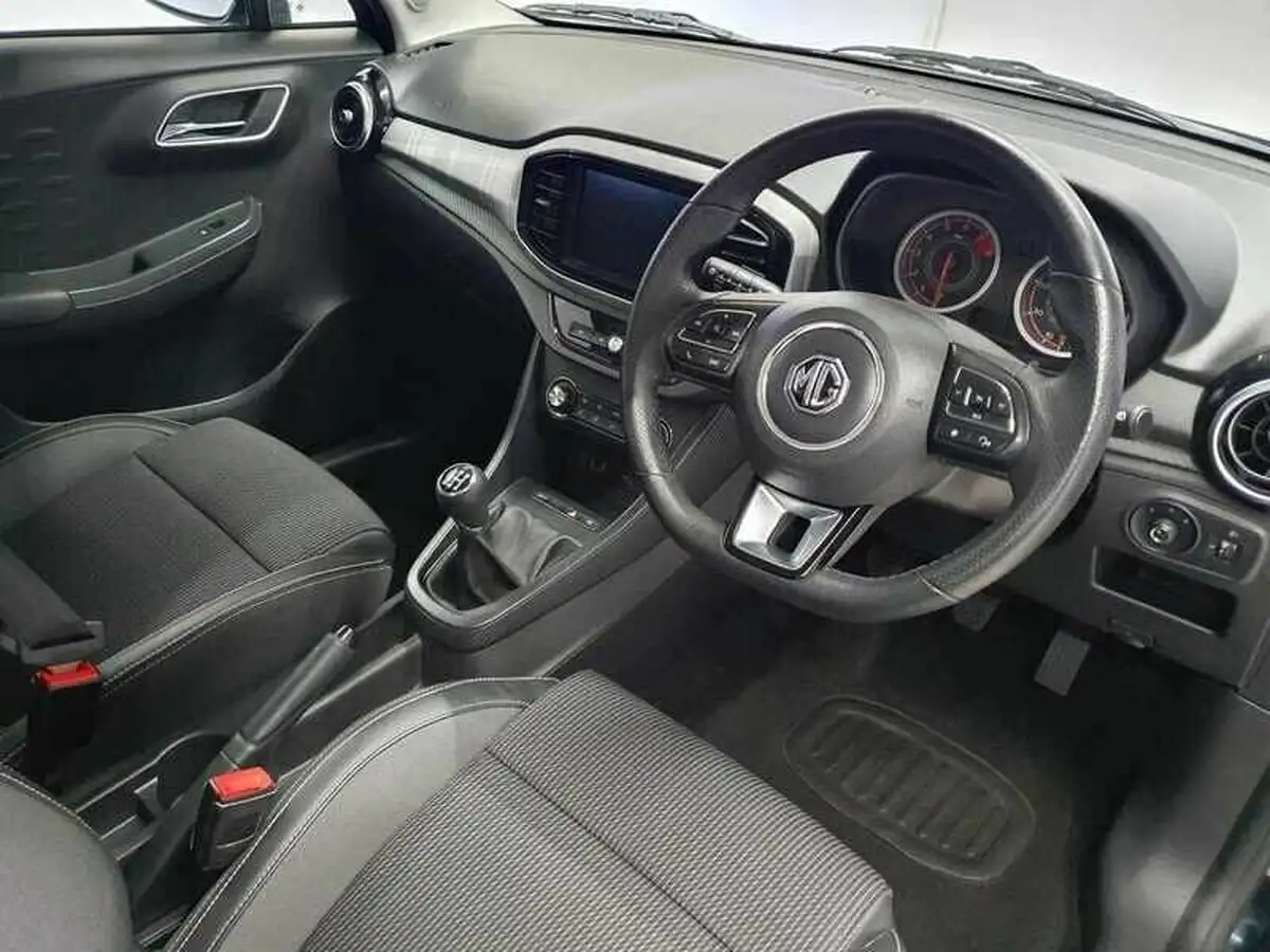 2023-mg-mg3-15-vti-tech-exclusive-nav-big-12