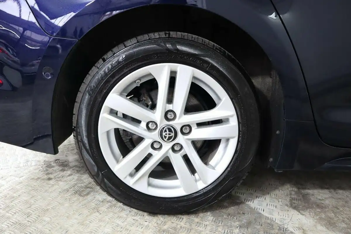 2021-toyota-corolla-20-vvt-i-icon-tech-touring-sports-big-24
