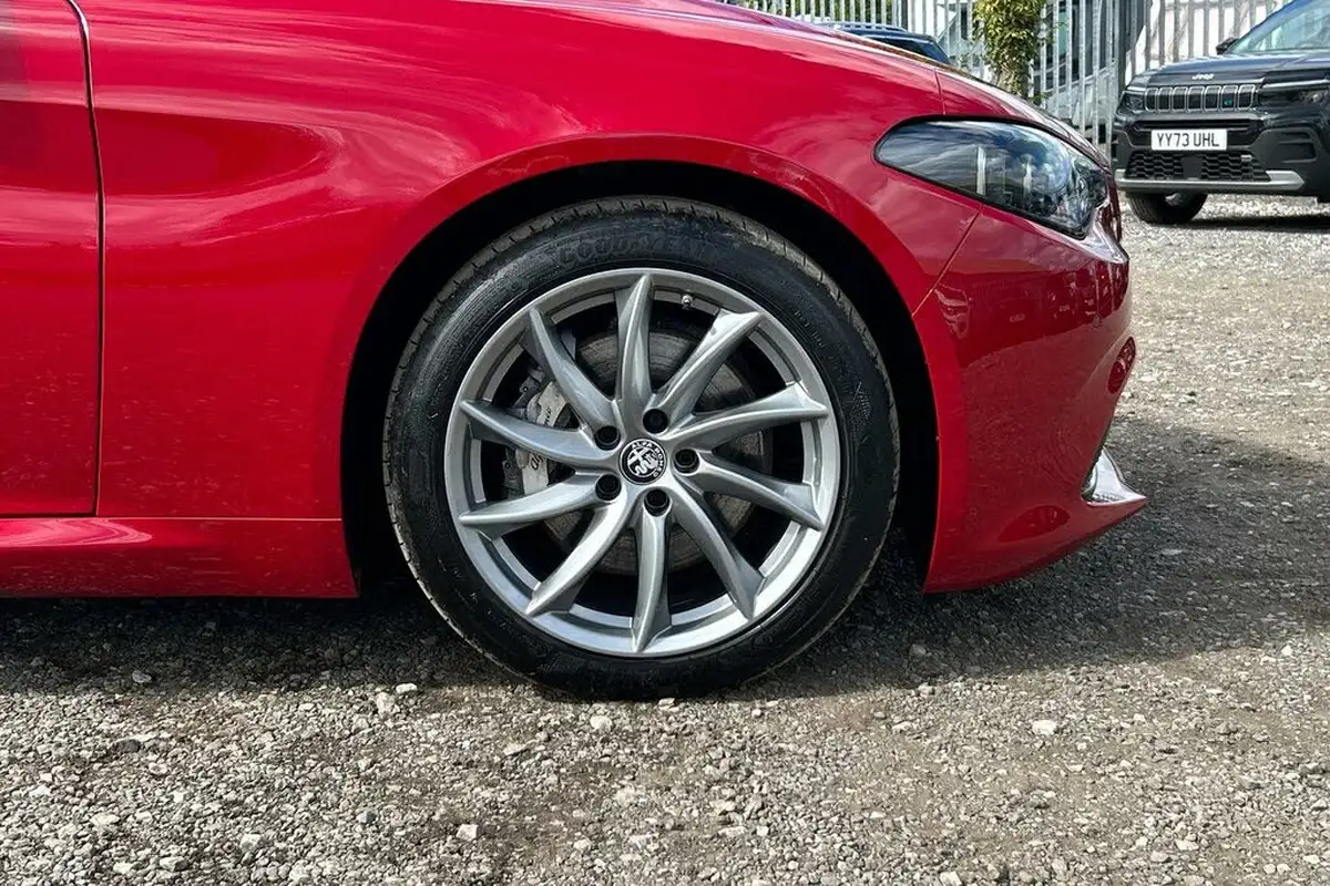 2024-alfa-romeo-giulia-20-sprint-276bhp-big-15