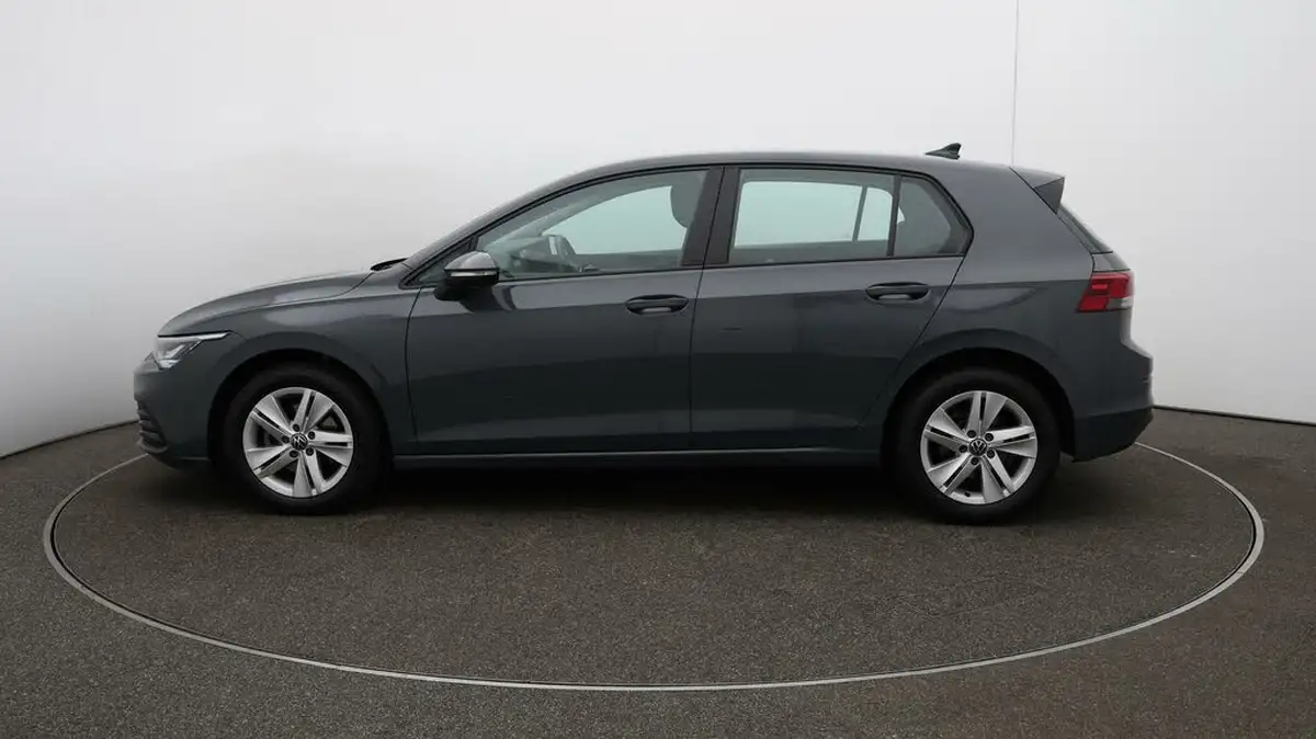 2023-volkswagen-golf-10-tsi-life-hatchback-big-57