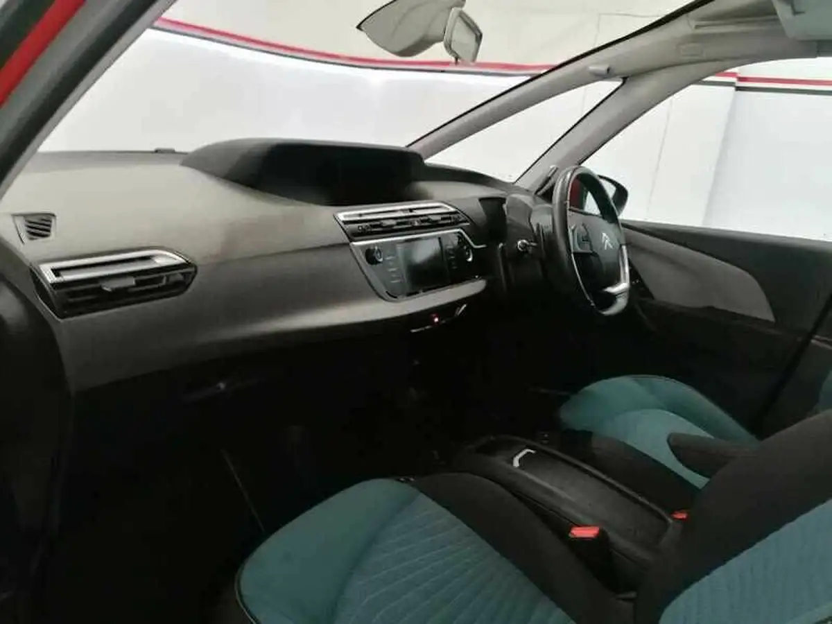 2019-citroen-c4-spacetourer-12-puretech-feel-eat8-big-11
