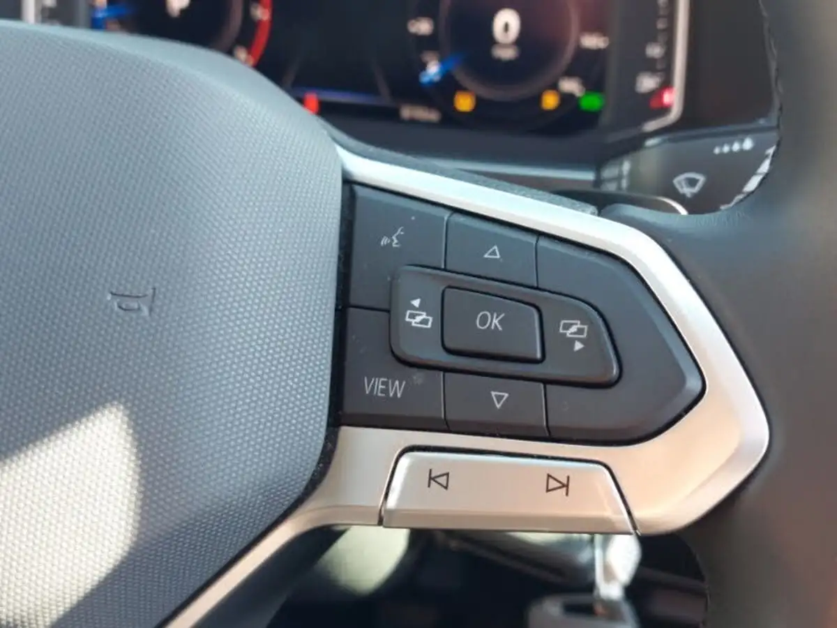 2023-volkswagen-tiguan-allspace-15-tsi-life-big-11