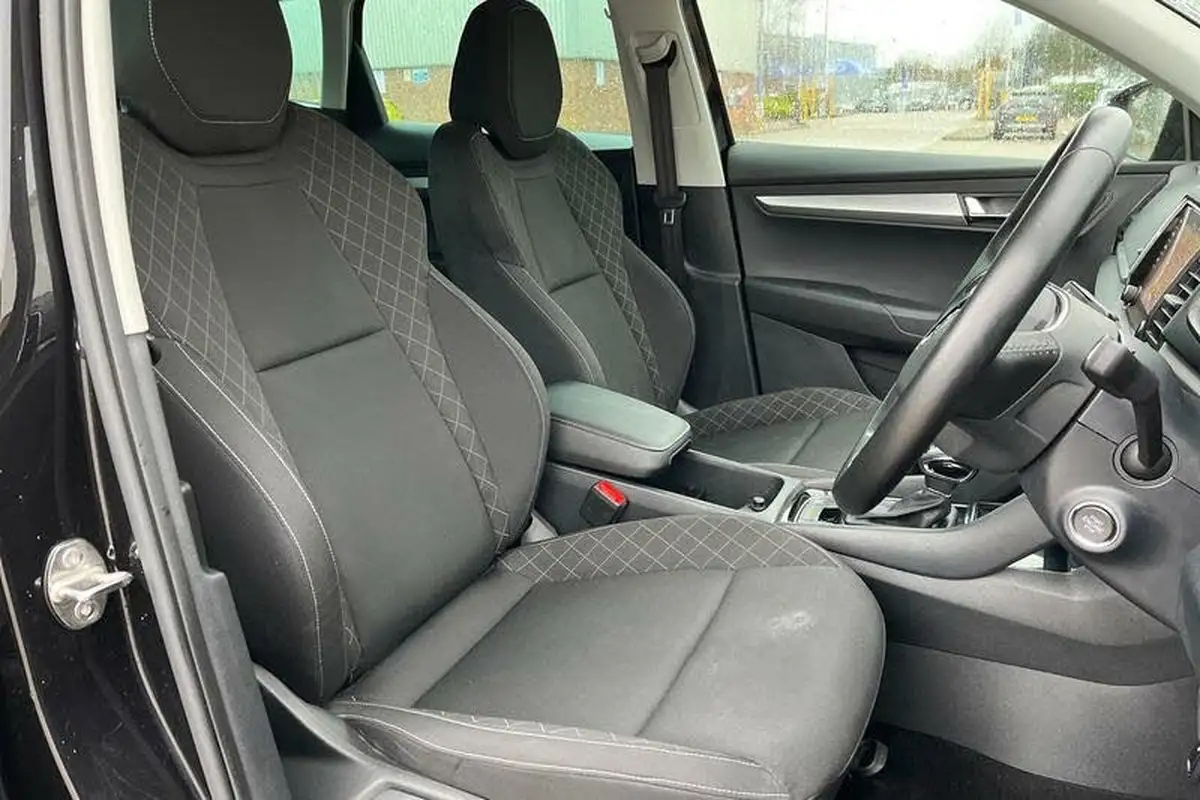2021-skoda-karoq-15-tsi-se-technology-dsg-big-16