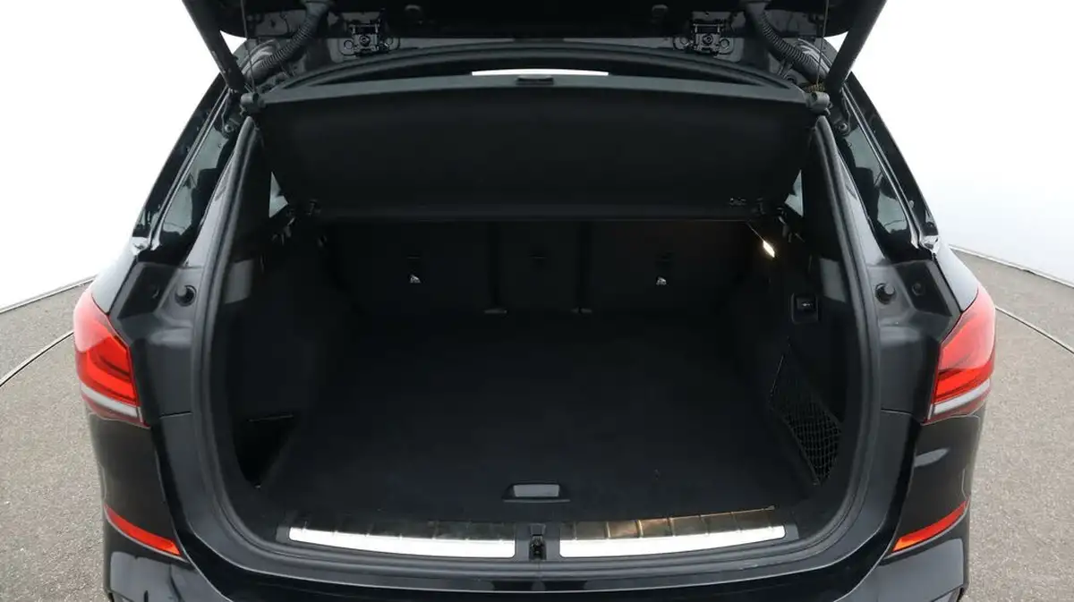 2022-bmw-x1-15-xdrive-25e-phev-m-sport-big-17