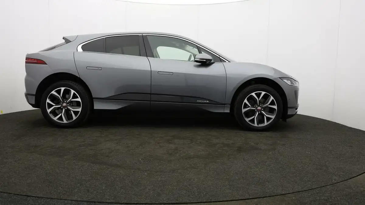 2021-jaguar-i-pace-ev400-hse-big-7