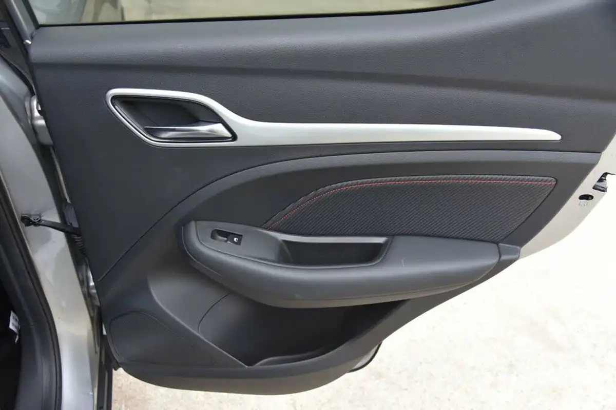 2022-mg-zs-suv-15-vti-tech-exclusive-big-44