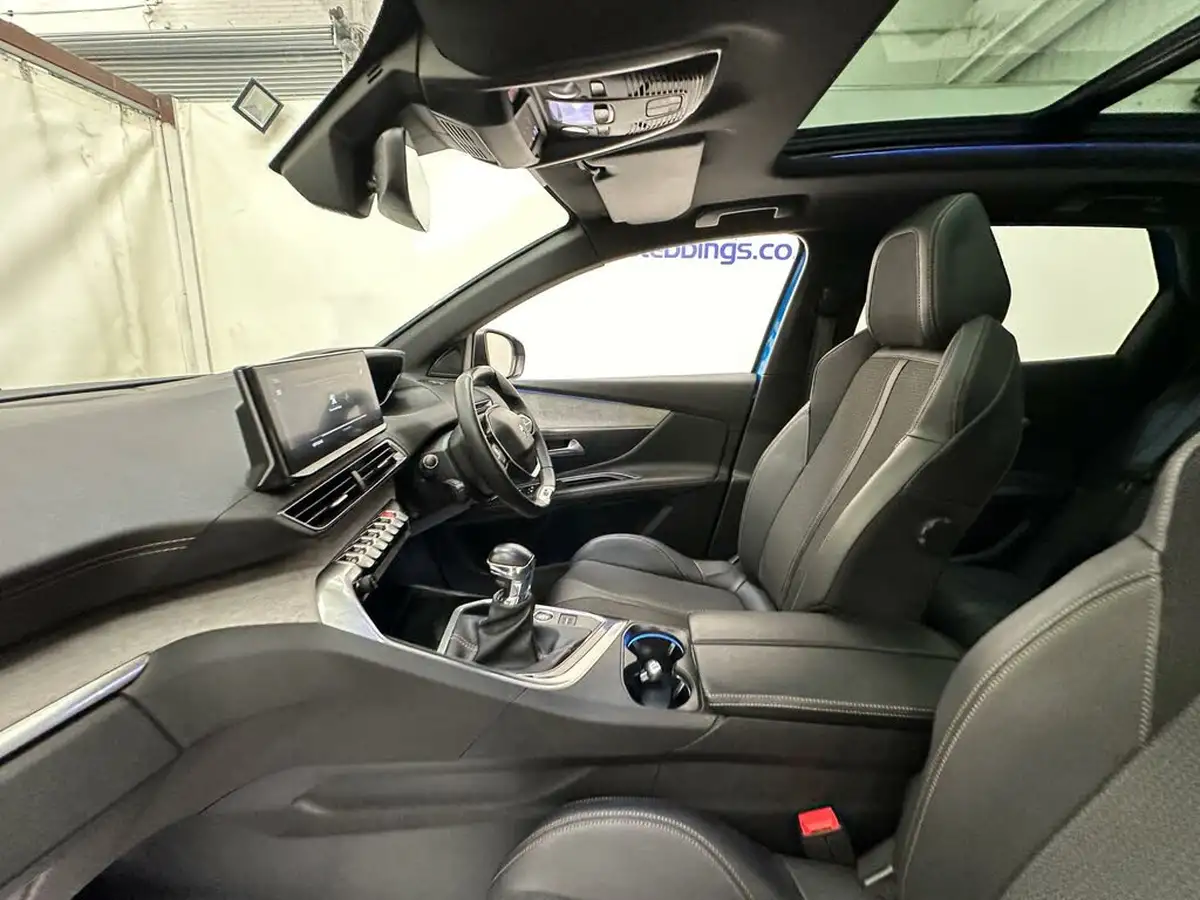 2022-peugeot-3008-suv-15-bluehdi-gt-big-28