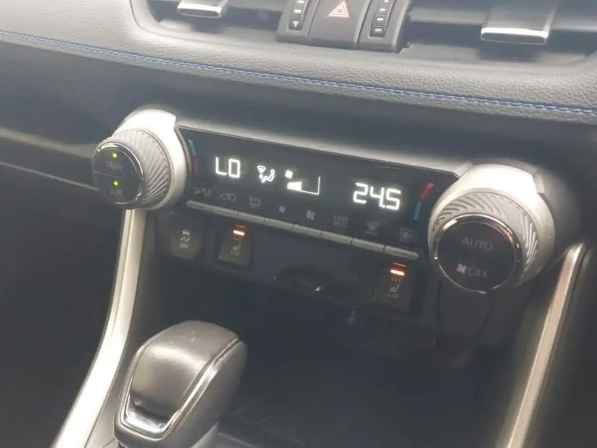 2022-toyota-rav4-25-vvt-i-dynamic-219bhp-big-15