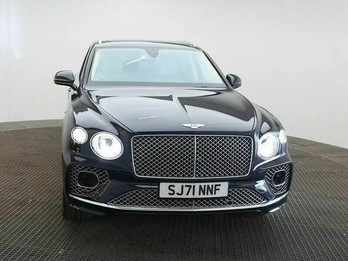 2021-bentley-bentayga-40-v8-big-6