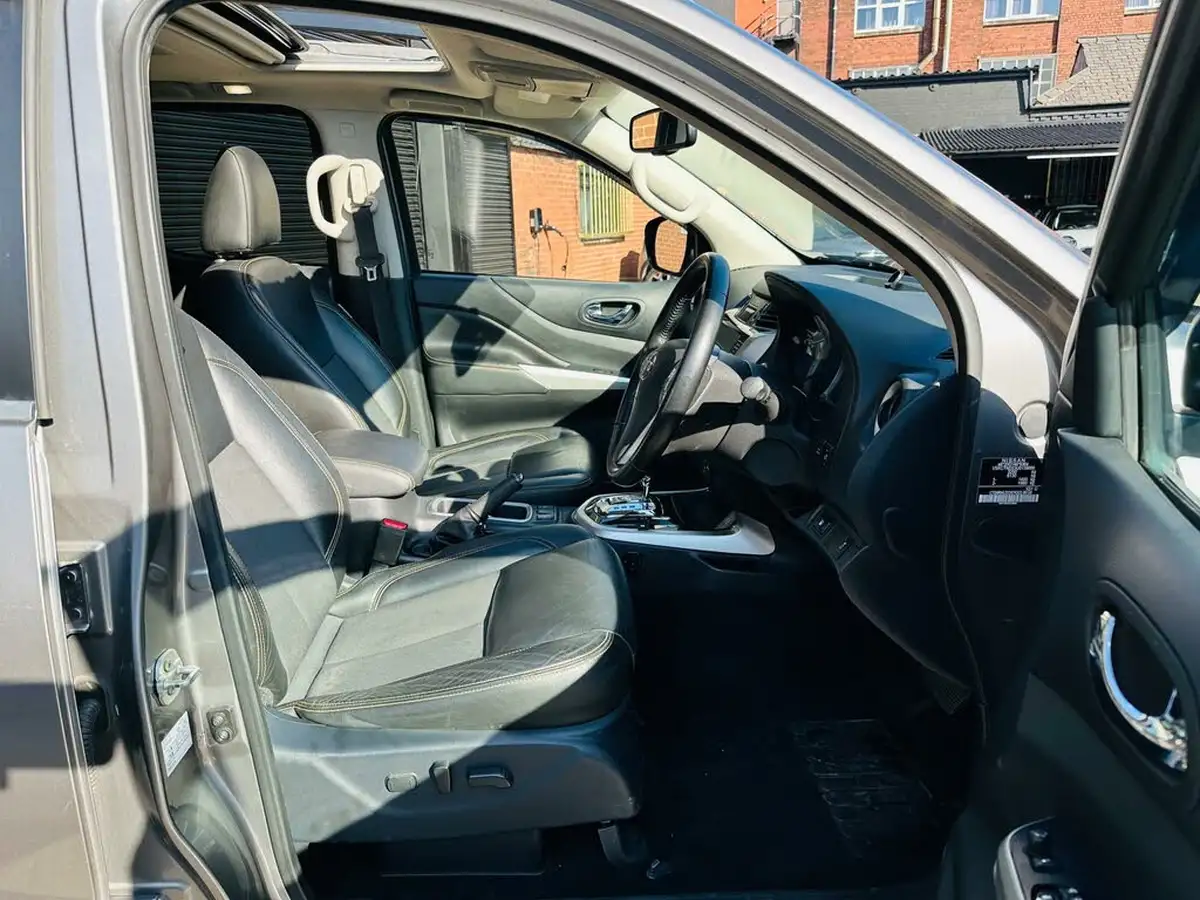 2019-nissan-navara-23dci-tt-n-guard-8-navileathersunroof-auto-big-58