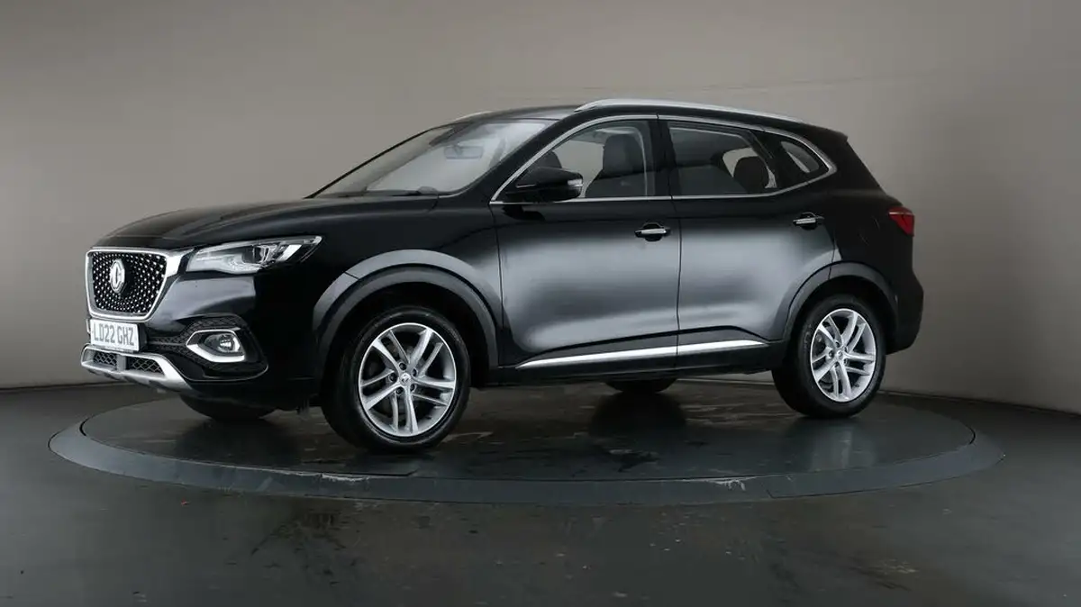 2022-mg-hs-15t-gdi-exclusive-162ps-big-34
