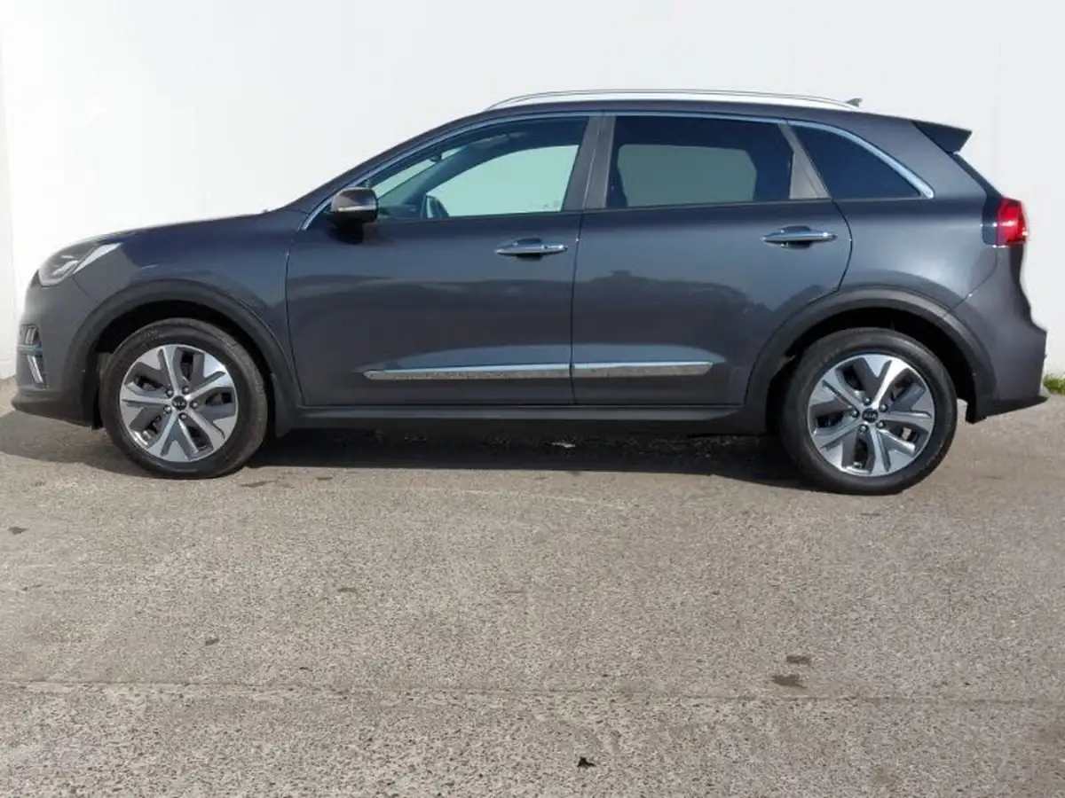 2020-kia-e-niro-ev-4-big-3