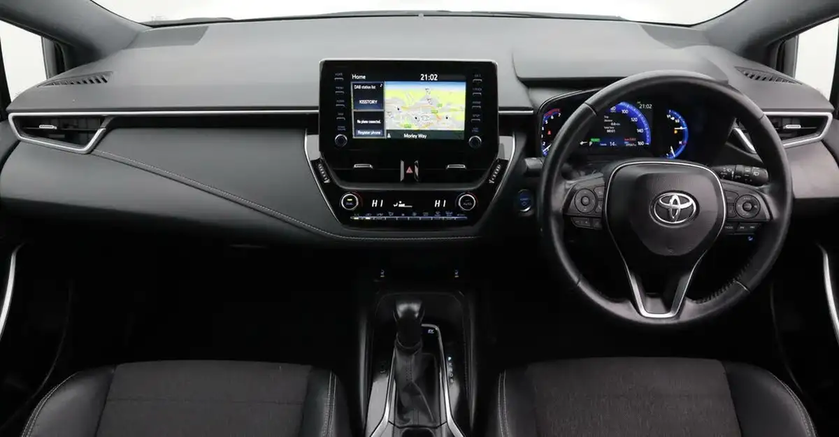 2021-toyota-corolla-18-vvt-i-design-trk-hatchback-5d-big-13