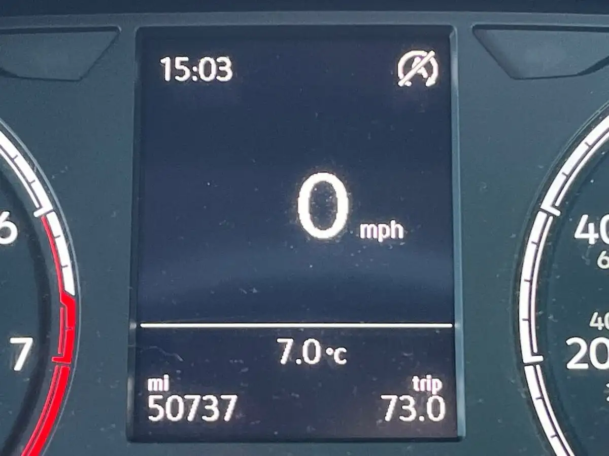 2019-volkswagen-polo-10-beats-80ps-evo-ss-big-24