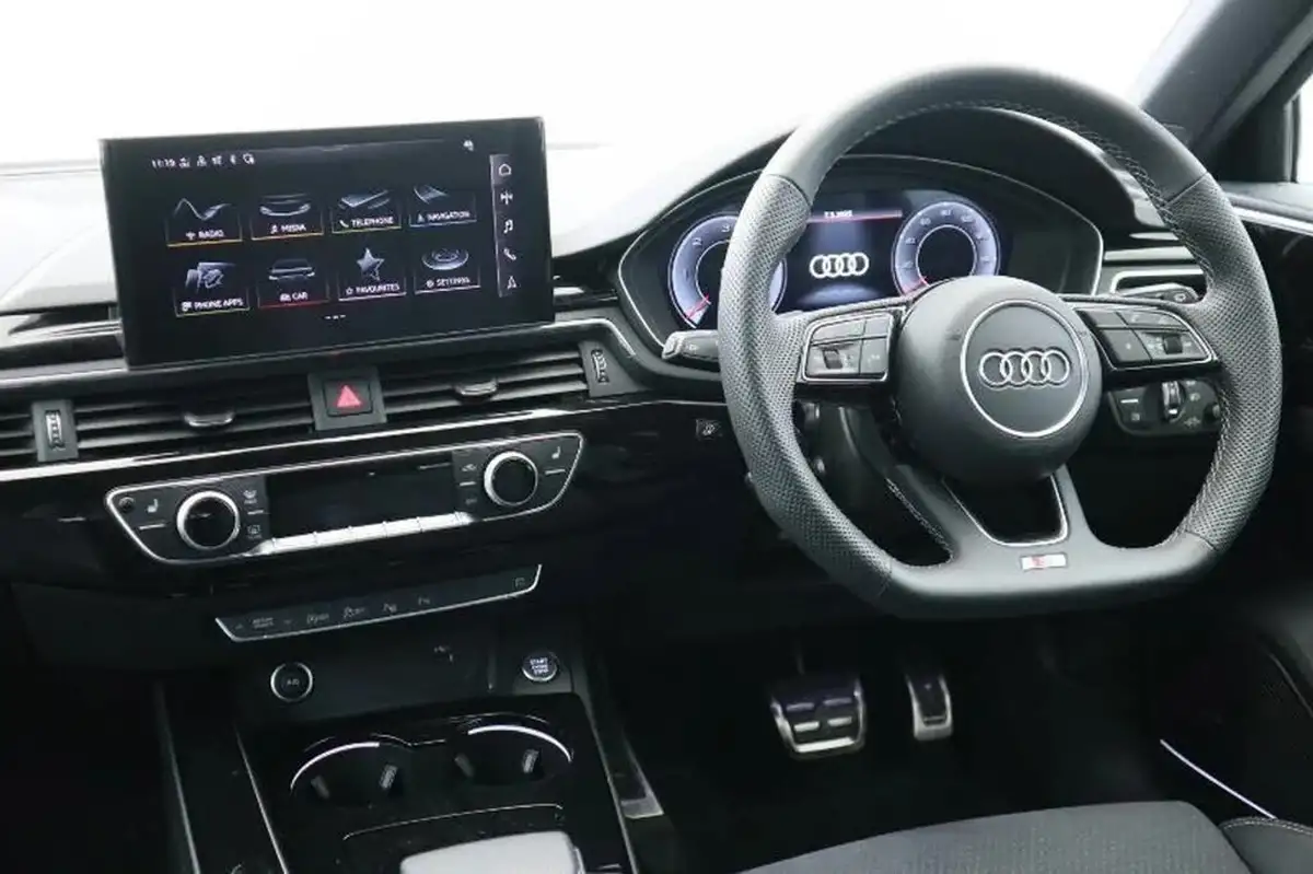 2024-audi-a4-avant-20-35-tdi-black-edition-big-1