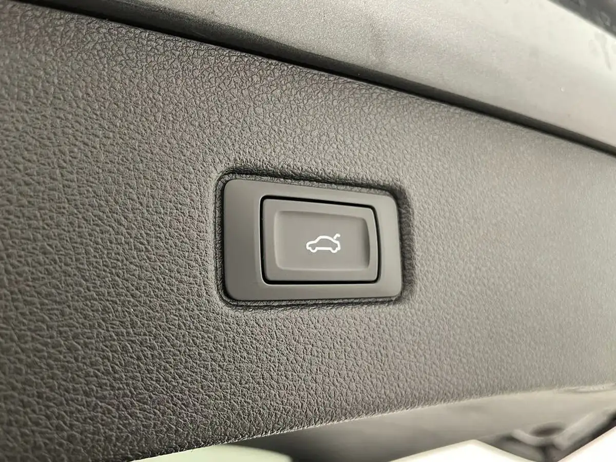 2017-audi-q7-30tdi-quattro-s-line-272ps-big-52