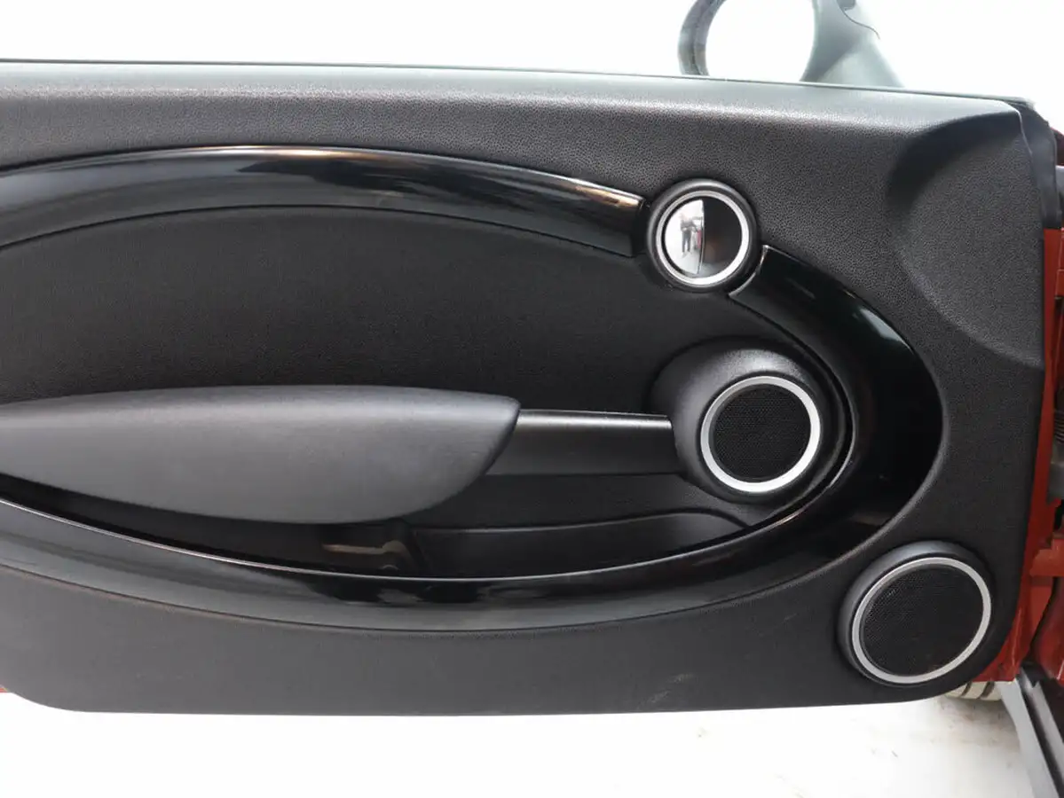 2012-mini-cooper-16-cooper-122bhp-coupe-3d-big-36