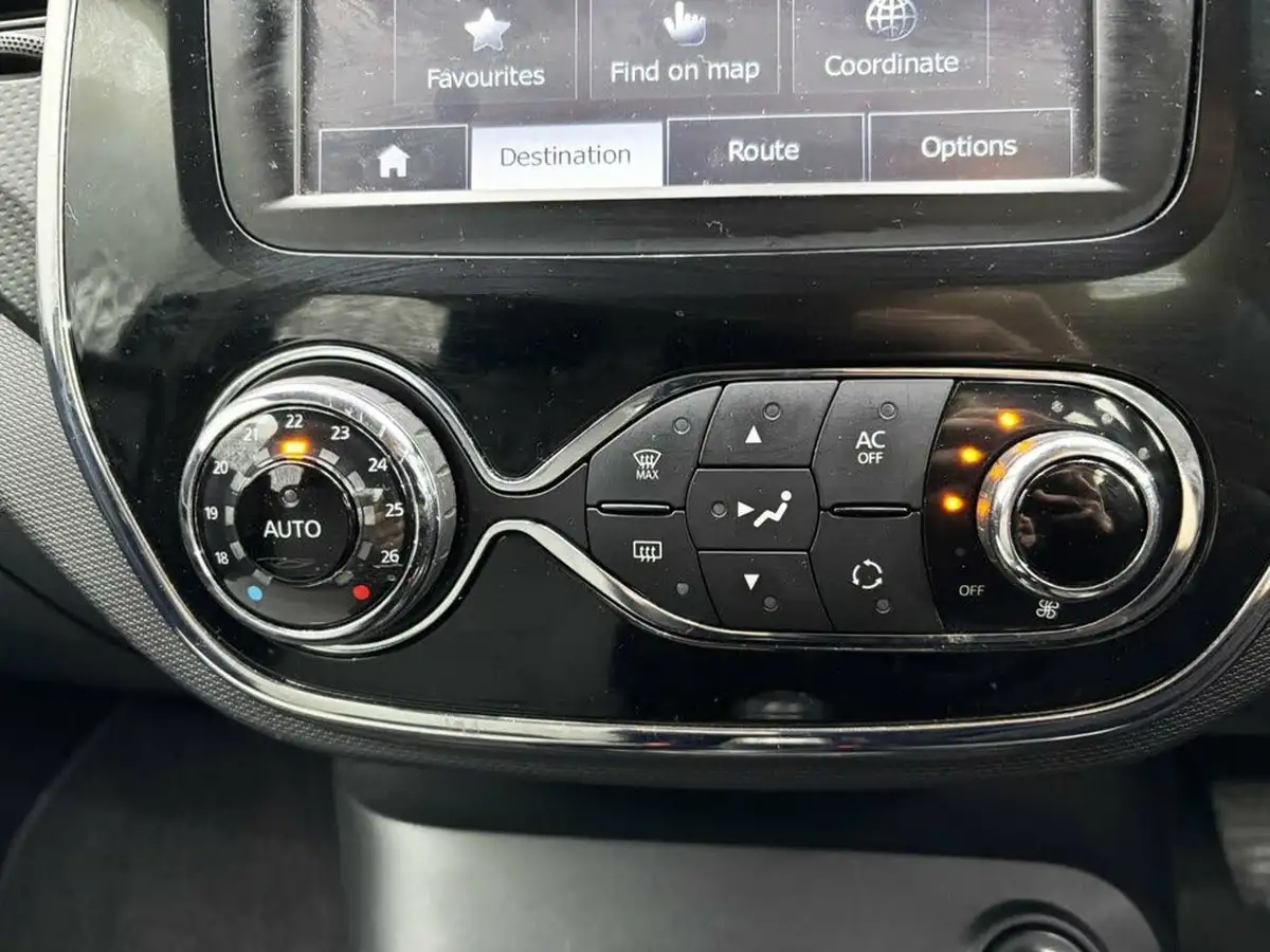 2015-renault-captur-15dci-dynamique-90bhp-energyss-big-15