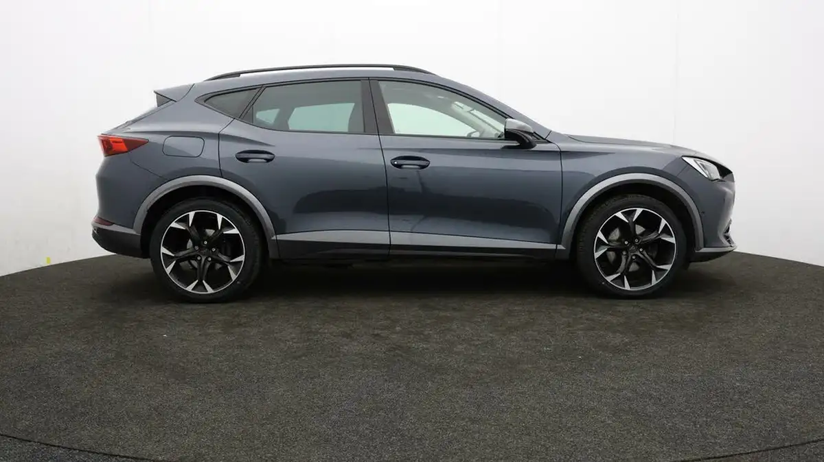 2021-cupra-formentor-14-e-hybrid-v2-big-31