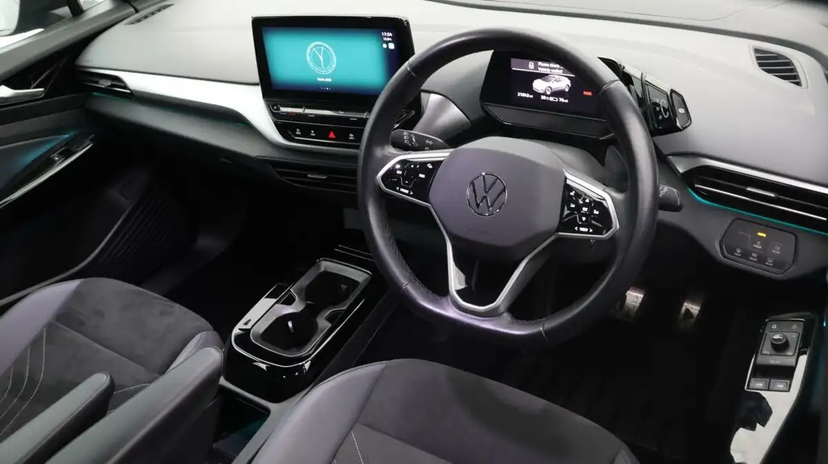 2022-volkswagen-id4-e-life-148ps-52kwh-pure-performance-big-8
