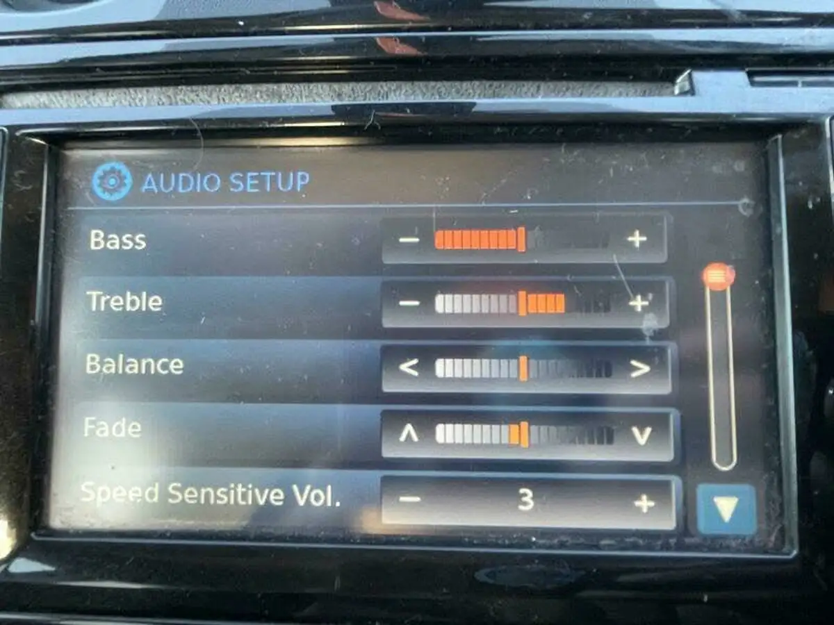 2015-nissan-note-15dci-tekna-style-pack-big-58