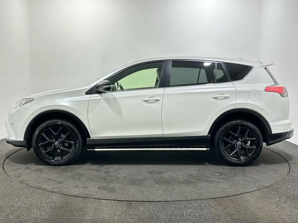 2018-toyota-rav4-20d-4d-excel-tss-navi-big-3