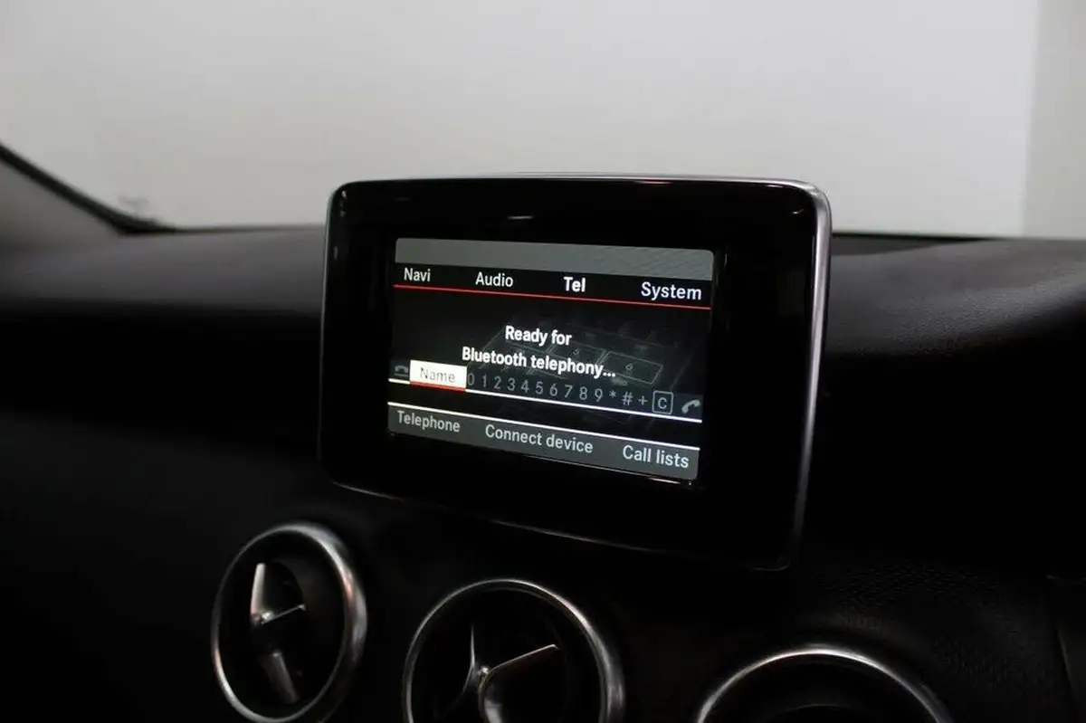 2015-mercedes-benz-a-class-15-cdi-a180-sport-109ps-7g-dct-big-28