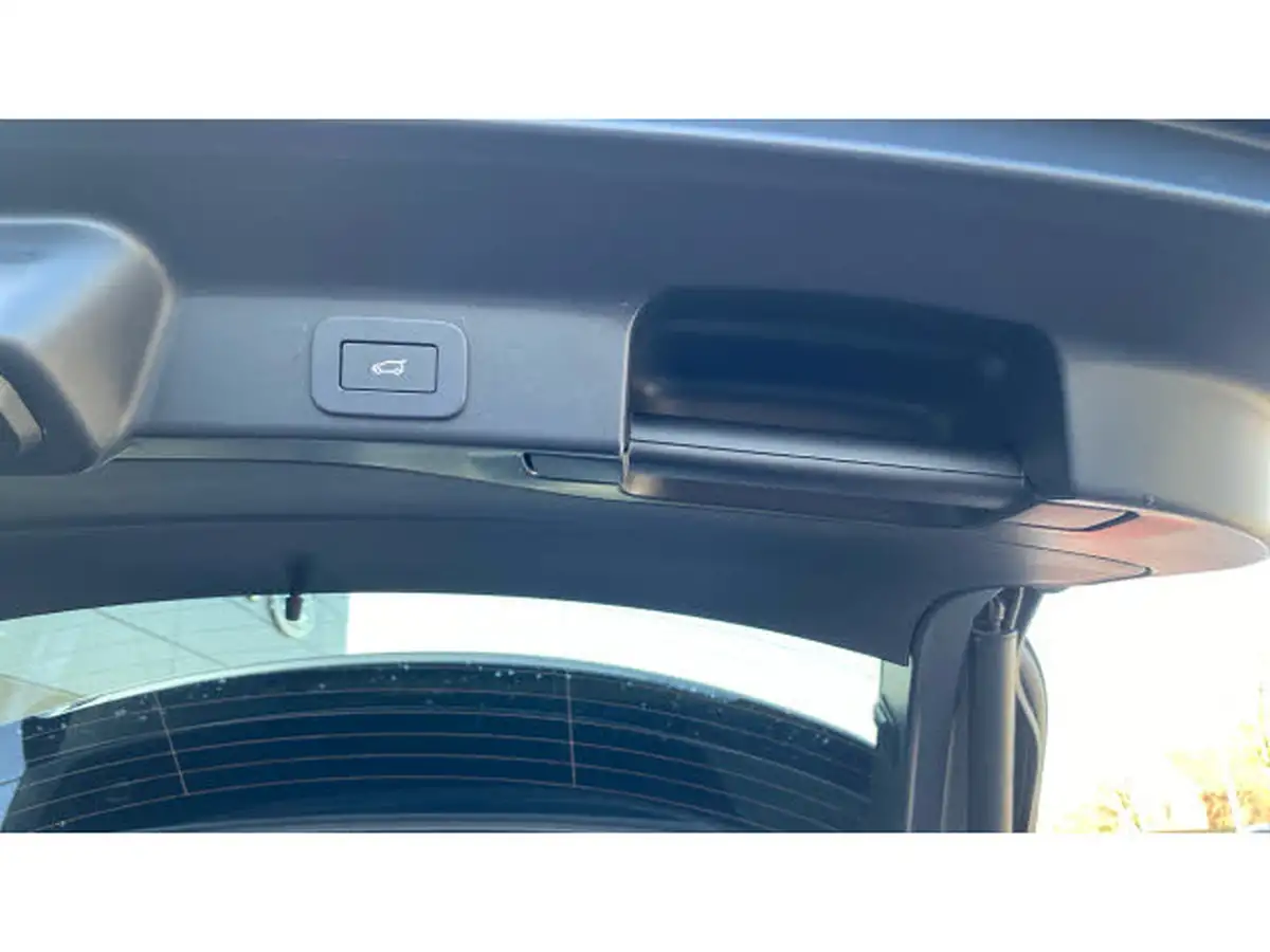 2024-jaguar-f-pace-20-d200-r-dynamic-hse-black-big-45