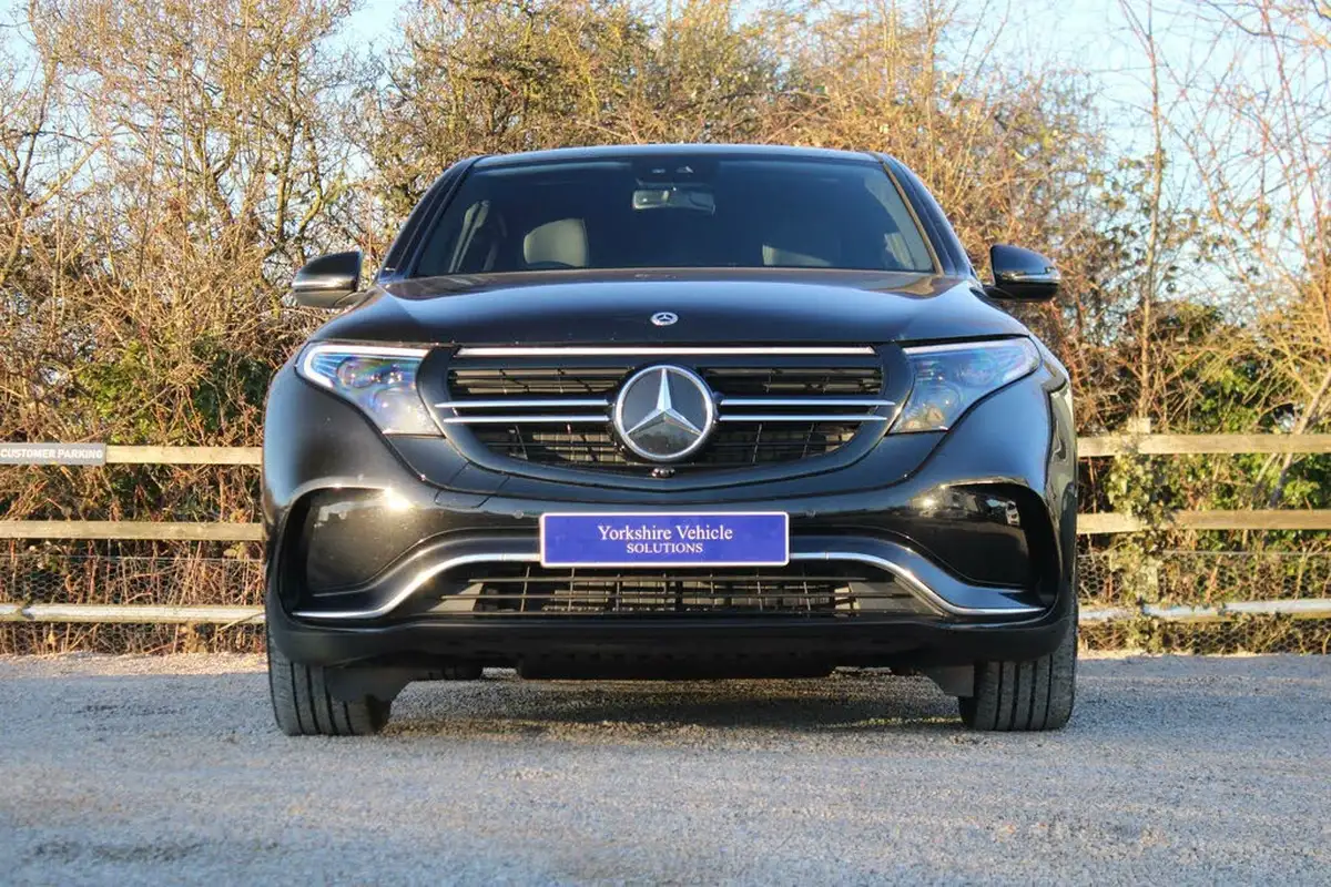 2021-mercedes-benz-eqc-e-eqc-400-amg-line-big-37