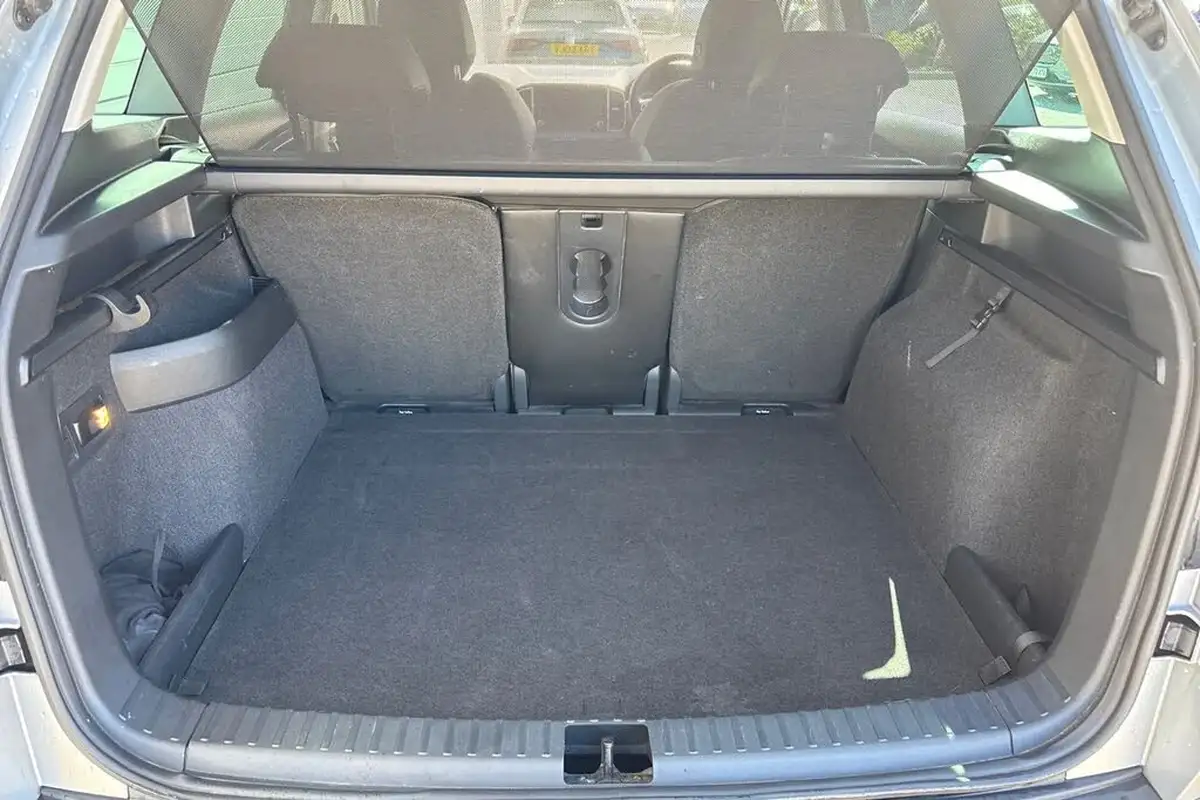 2020-skoda-karoq-20tdi-se-l-150ps-4x4-dsg-big-9