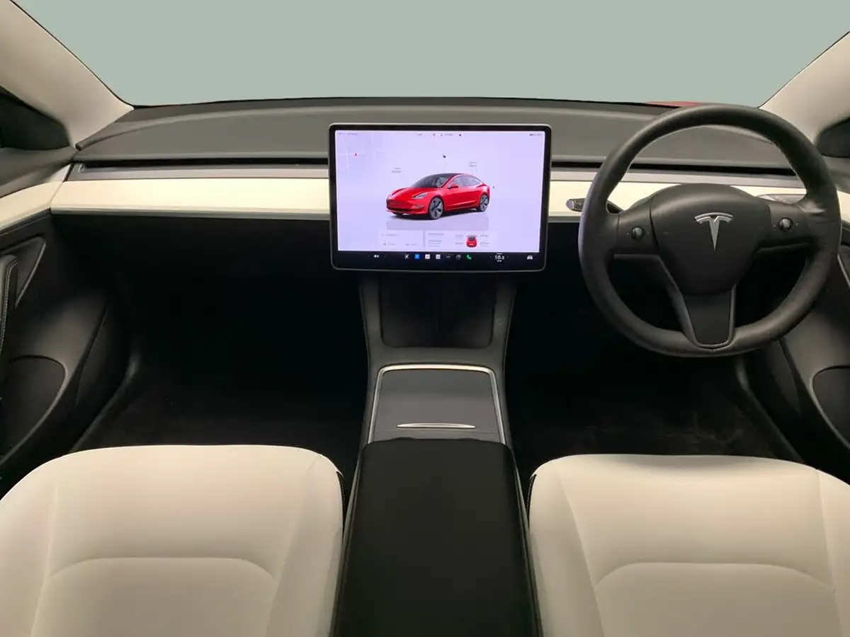 2021-tesla-model-3-e-standard-plus-big-2