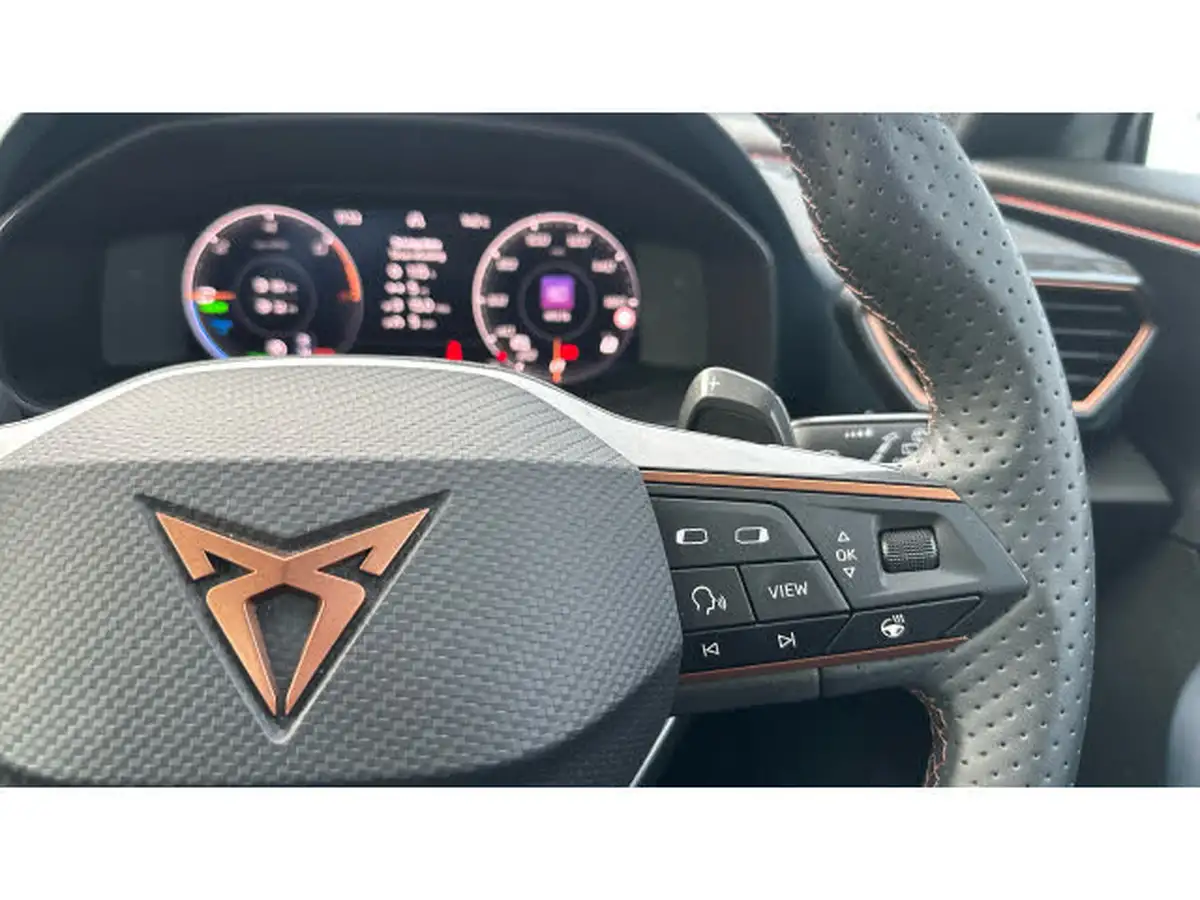 2024-cupra-formentor-14-e-hybrid-v2-big-17