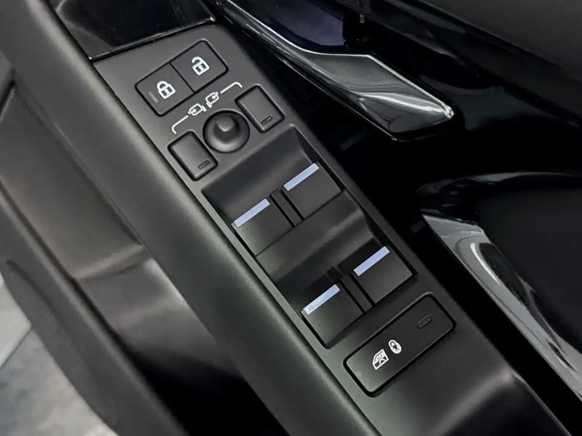 2024-land-rover-range-rover-evoque-15-p270e-dynamic-hse-big-20